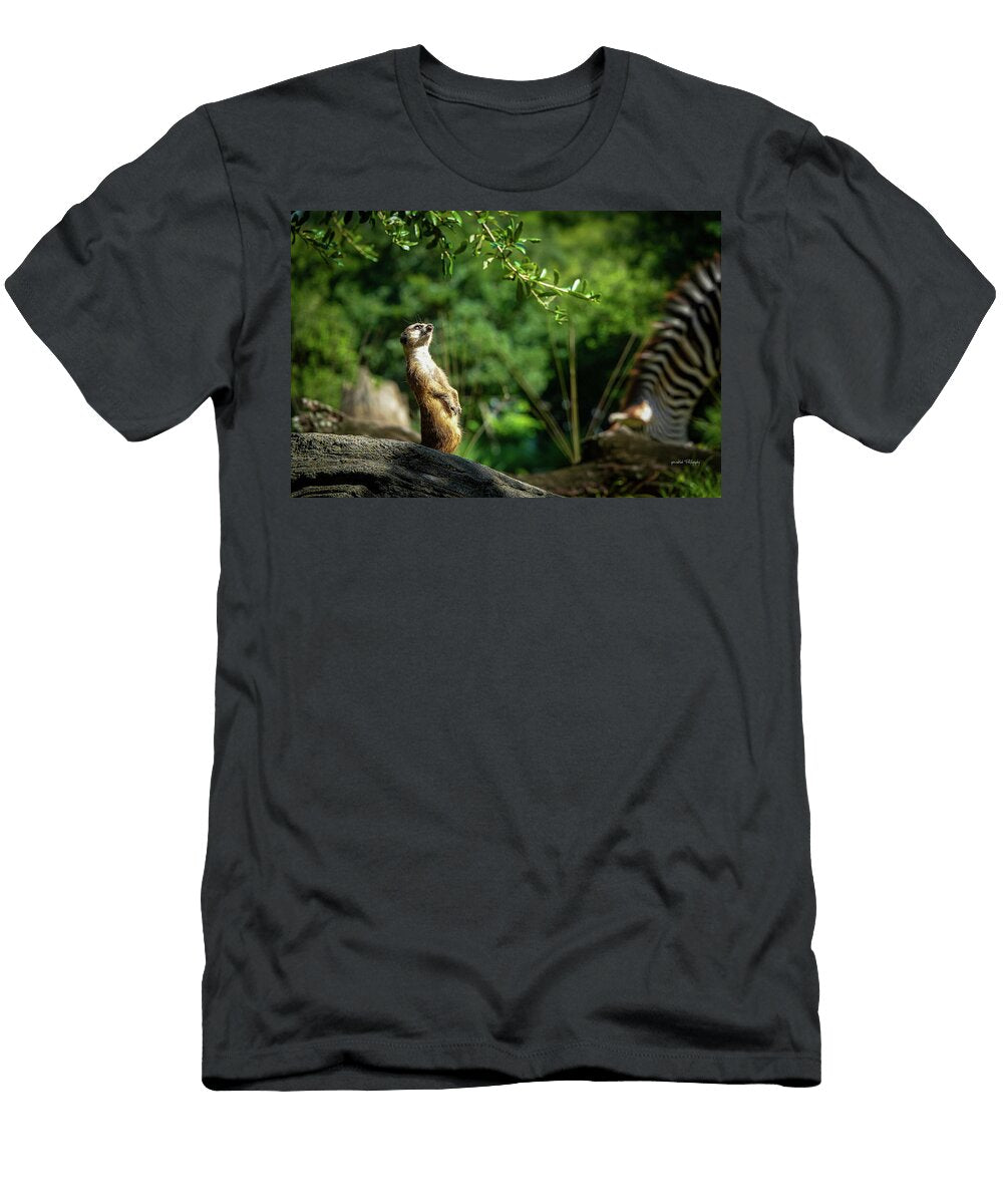 Alert Meerkat in Lush Habitat Geni Cablish T-Shirt